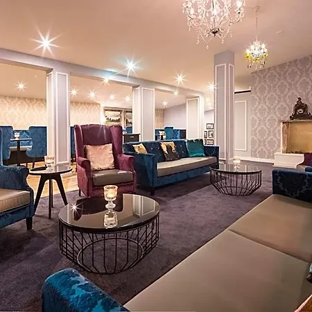 Hotel Rex *